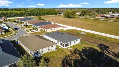 389 Street Georges Circle Eagle Lake FL 33839