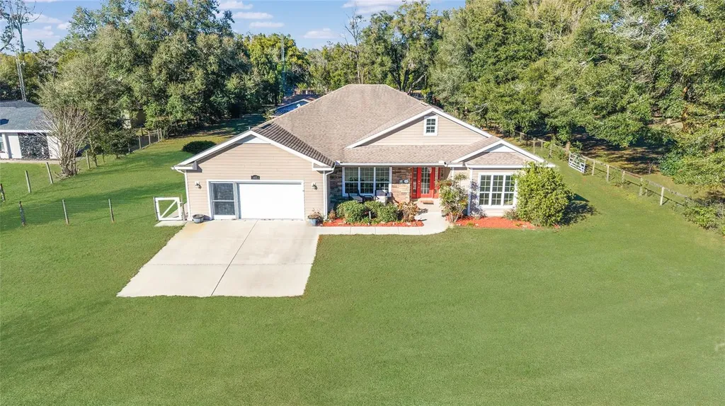 465 NE 155th Street Road Citra FL 32113