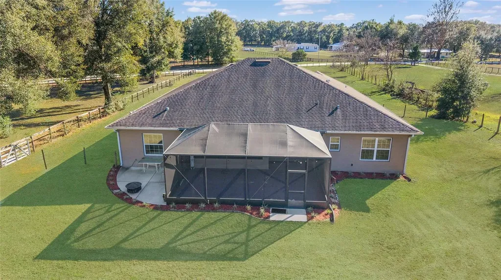 465 NE 155th Street Road Citra FL 32113
