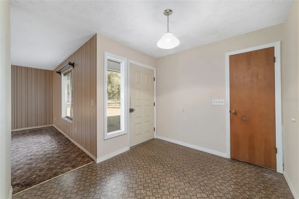 465 NE 155th Street Road Citra FL 32113