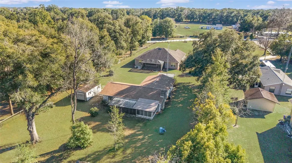 465 NE 155th Street Road Citra FL 32113
