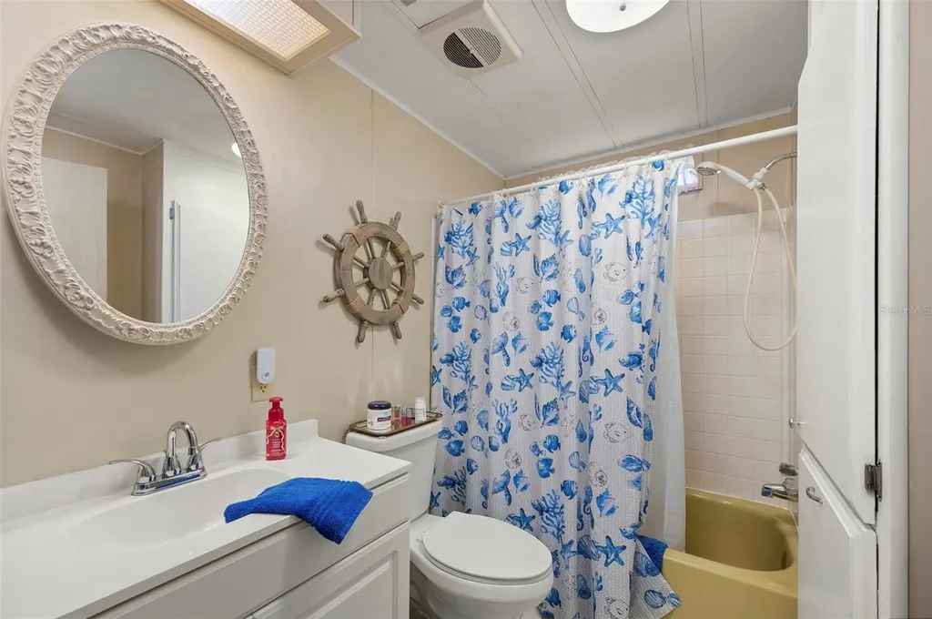 1000 Kings Highway Port Charlotte FL 33980