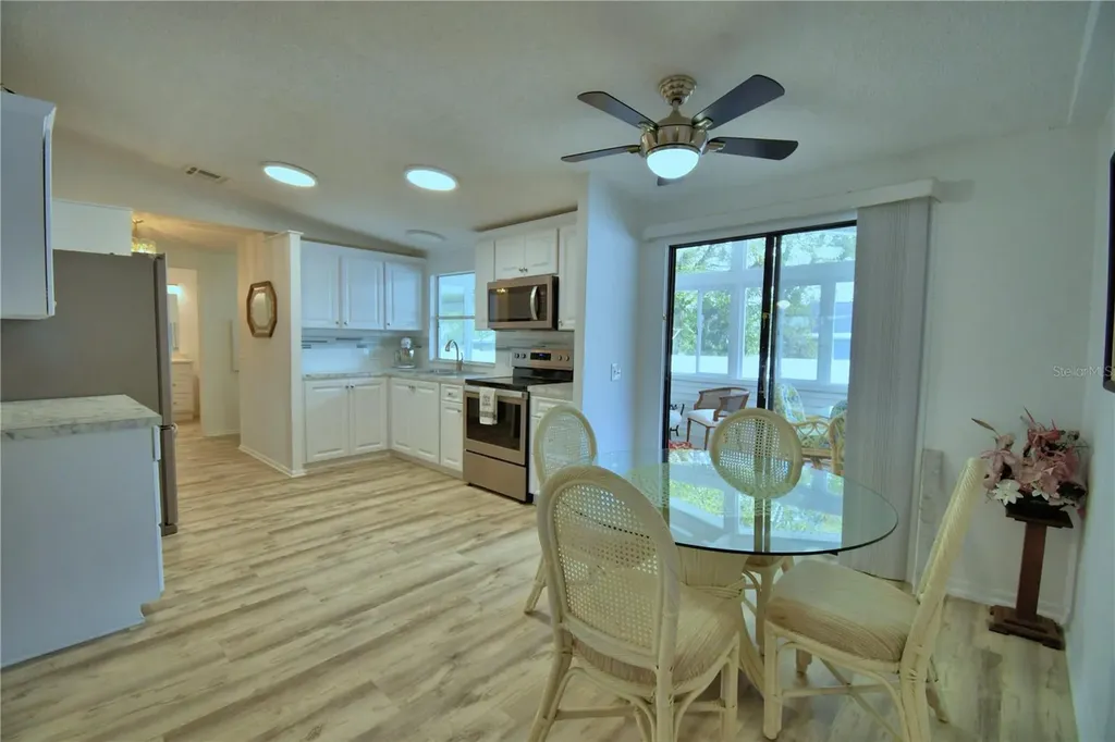 4802 Colonnades Circle E Lakeland FL 33811