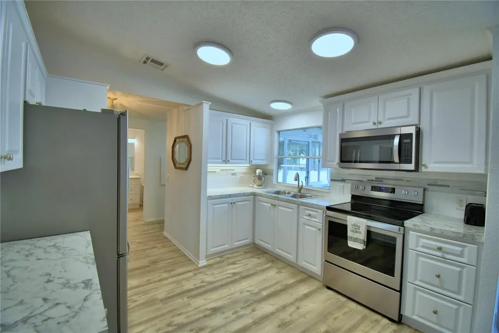4802 Colonnades Circle E Lakeland FL 33811
