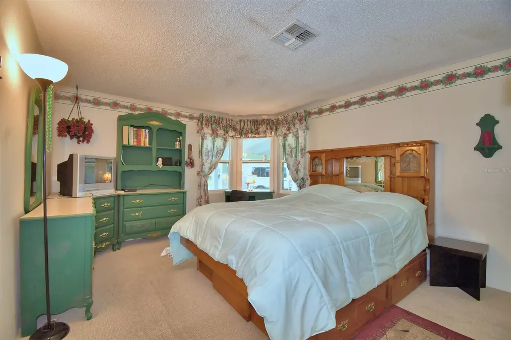 4802 Colonnades Circle E Lakeland FL 33811