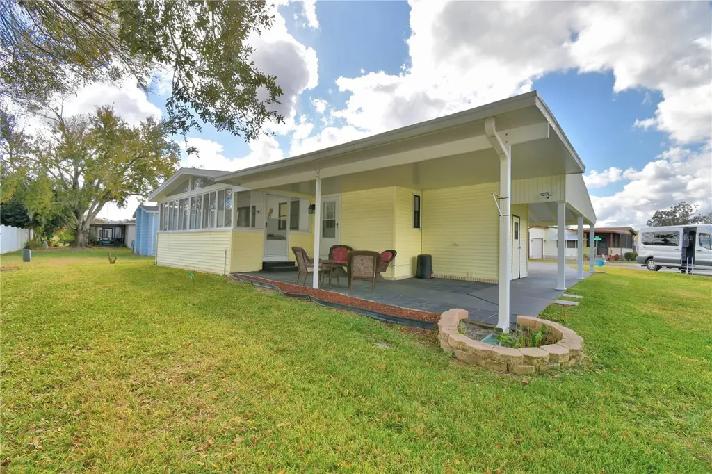 4802 Colonnades Circle E Lakeland FL 33811