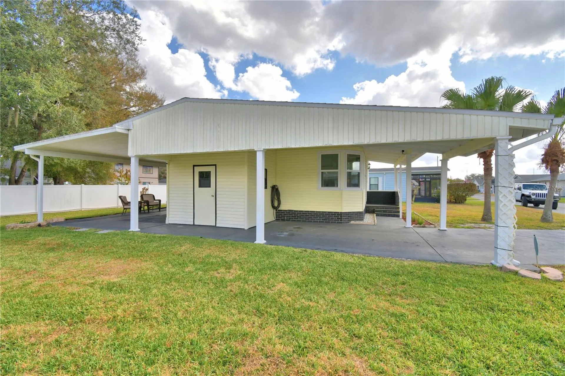 4802 Colonnades Circle E Lakeland FL 33811