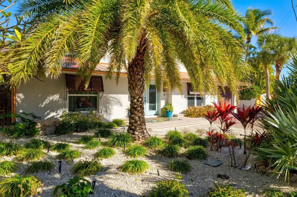 506 58th Street Holmes Beach FL 34217