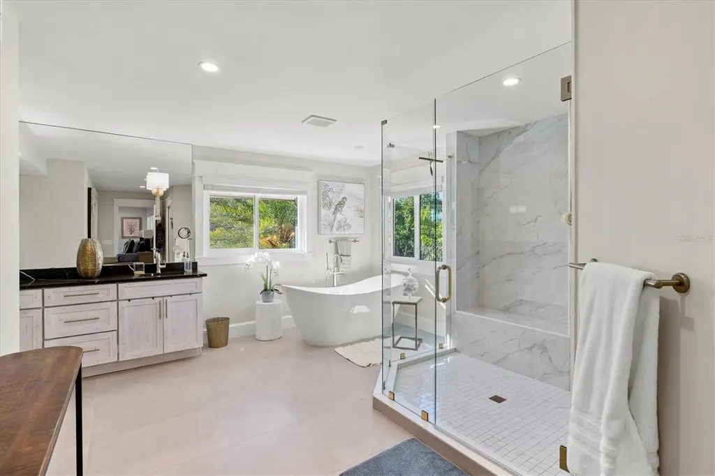 506 58th Street Holmes Beach FL 34217