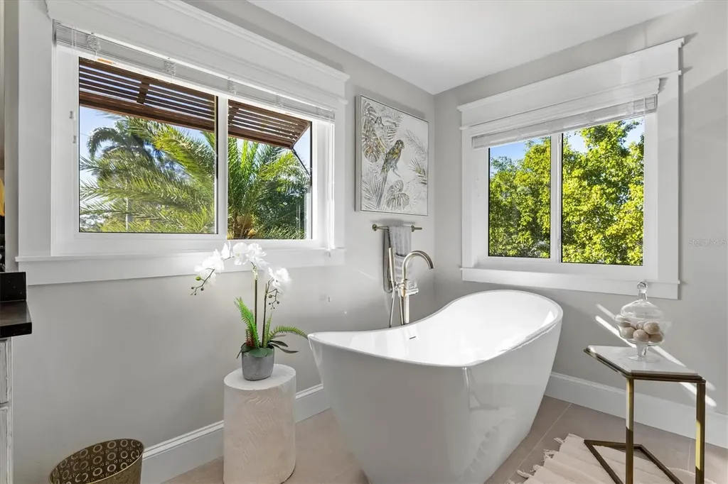 506 58th Street Holmes Beach FL 34217