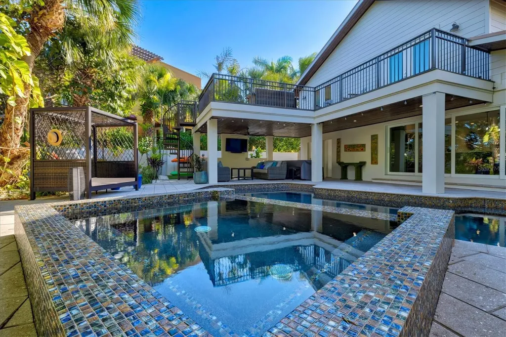 506 58th Street Holmes Beach FL 34217