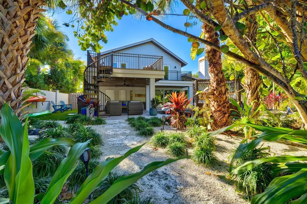 506 58th Street Holmes Beach FL 34217