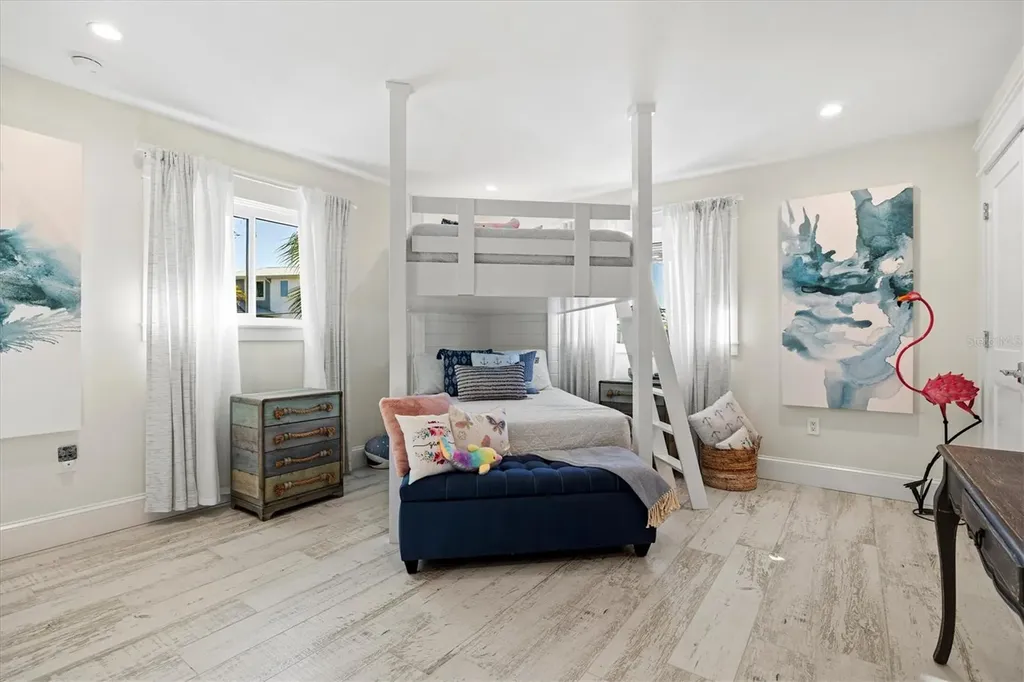 506 58th Street Holmes Beach FL 34217