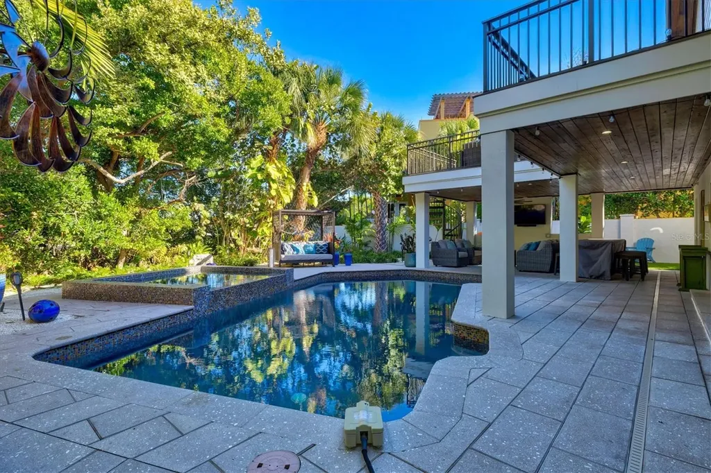 506 58th Street Holmes Beach FL 34217