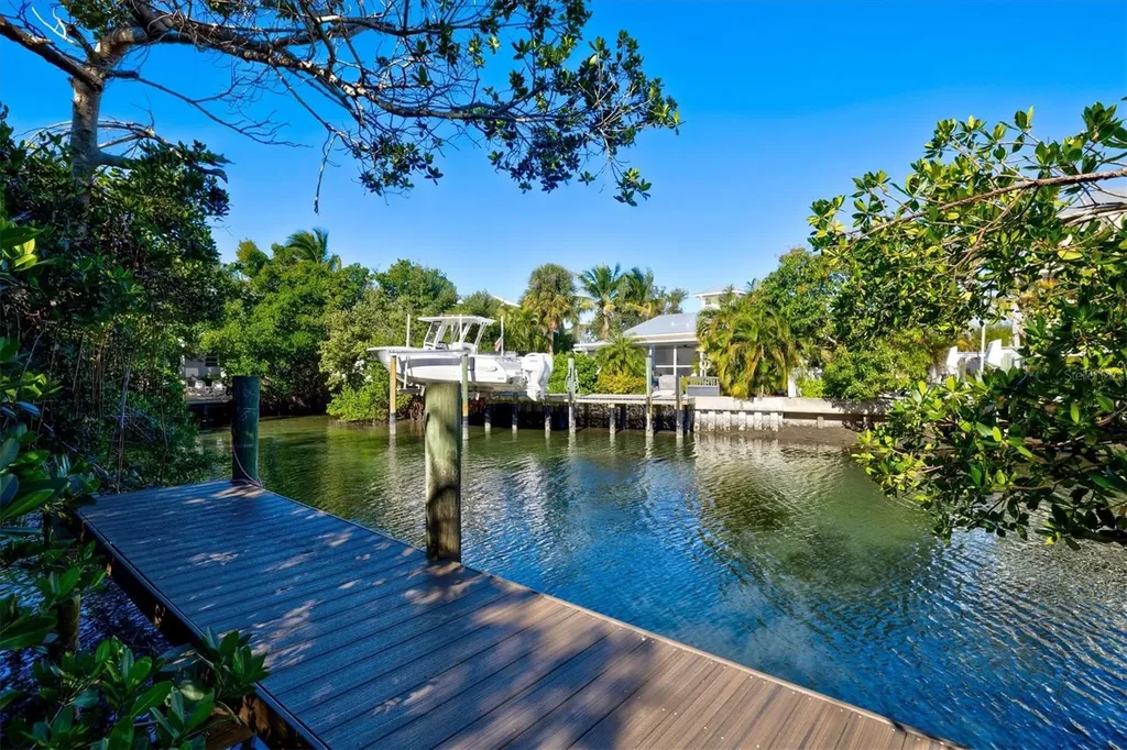 506 58th Street Holmes Beach FL 34217