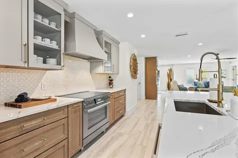 506 58th Street Holmes Beach FL 34217