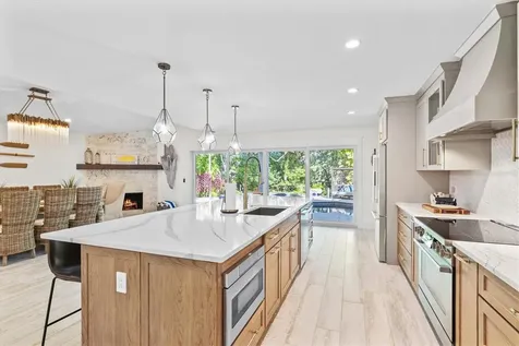 506 58th Street Holmes Beach FL 34217