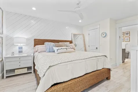 506 58th Street Holmes Beach FL 34217