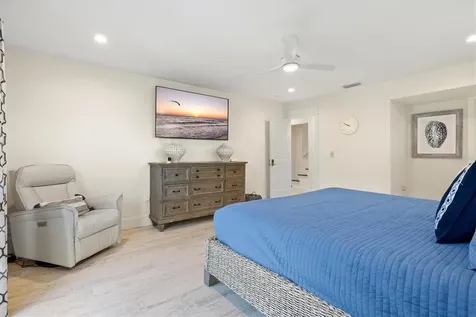 506 58th Street Holmes Beach FL 34217