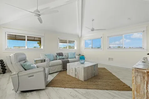 506 58th Street Holmes Beach FL 34217