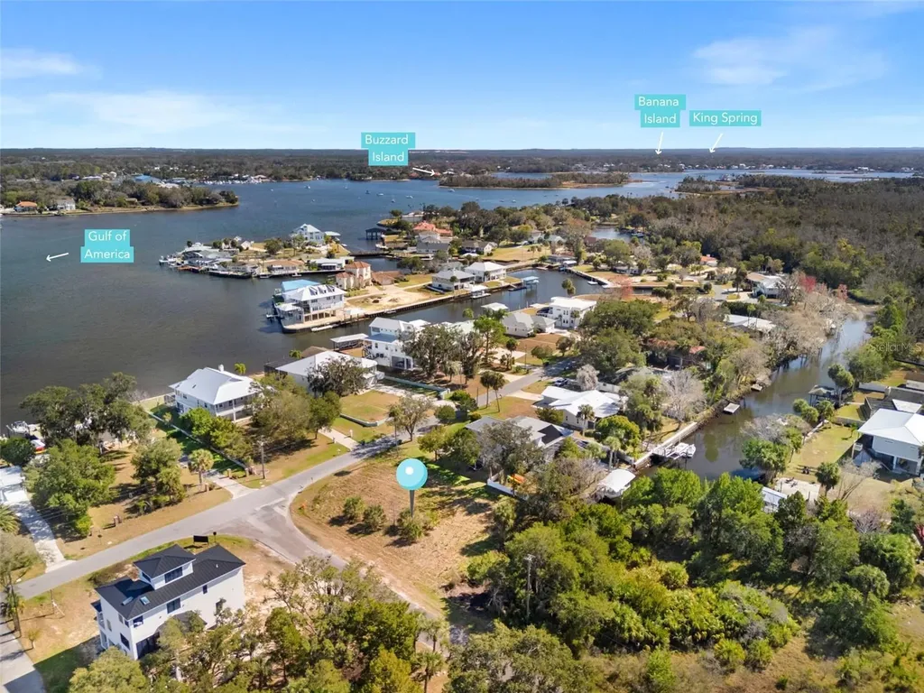 2262 N Watersedge Drive Crystal River FL 34429