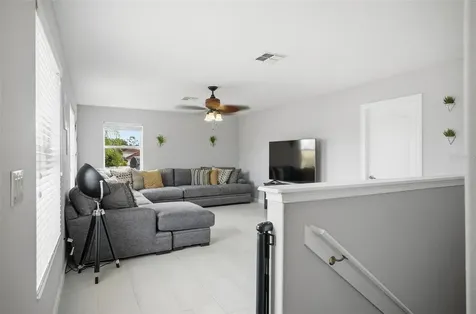 2914 Lee Shore Loop Orlando FL 32820