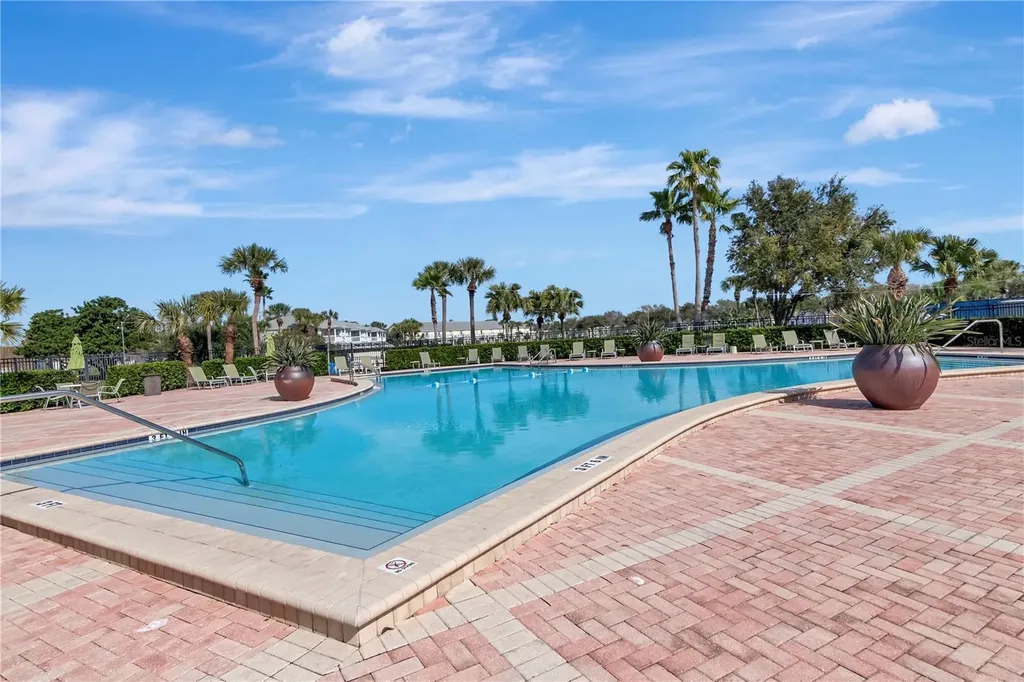 3783 Pompano St Petersburg FL 33705