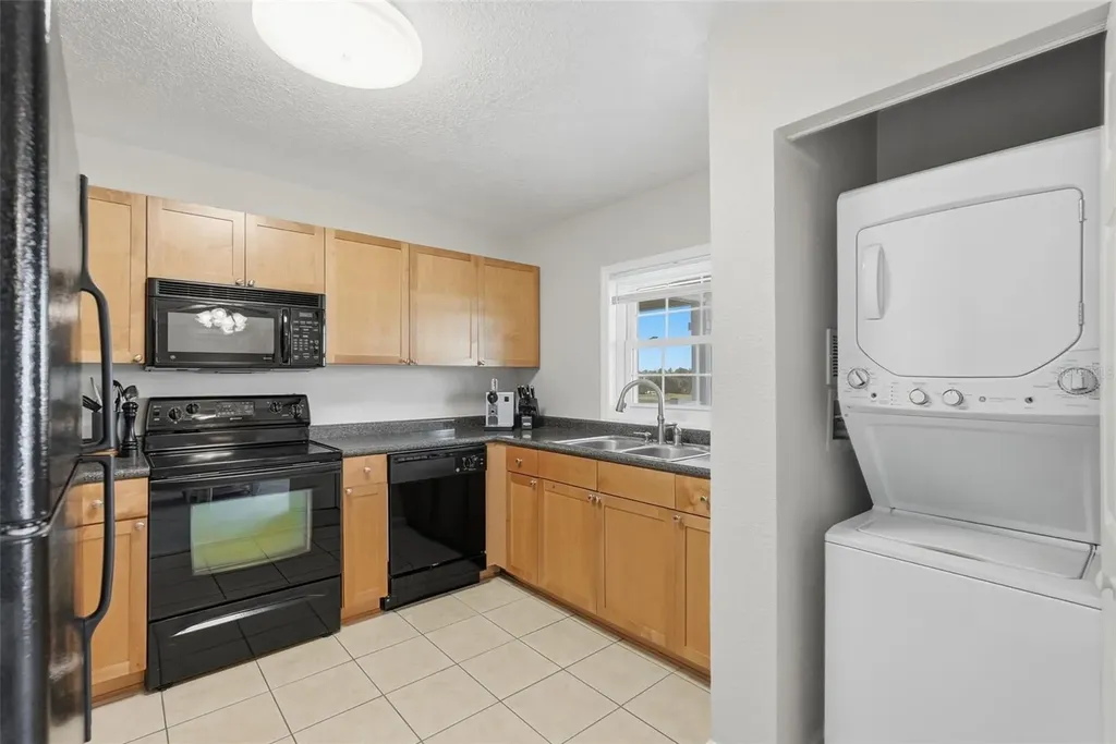 3783 Pompano St Petersburg FL 33705