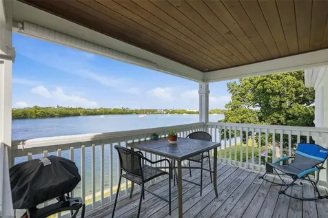 3783 Pompano St Petersburg FL 33705