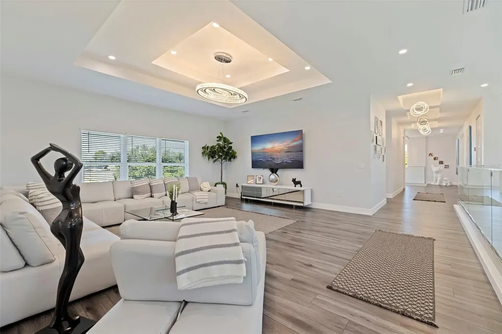 6062 Bayou Grande Boulevard NE St Petersburg FL 33703