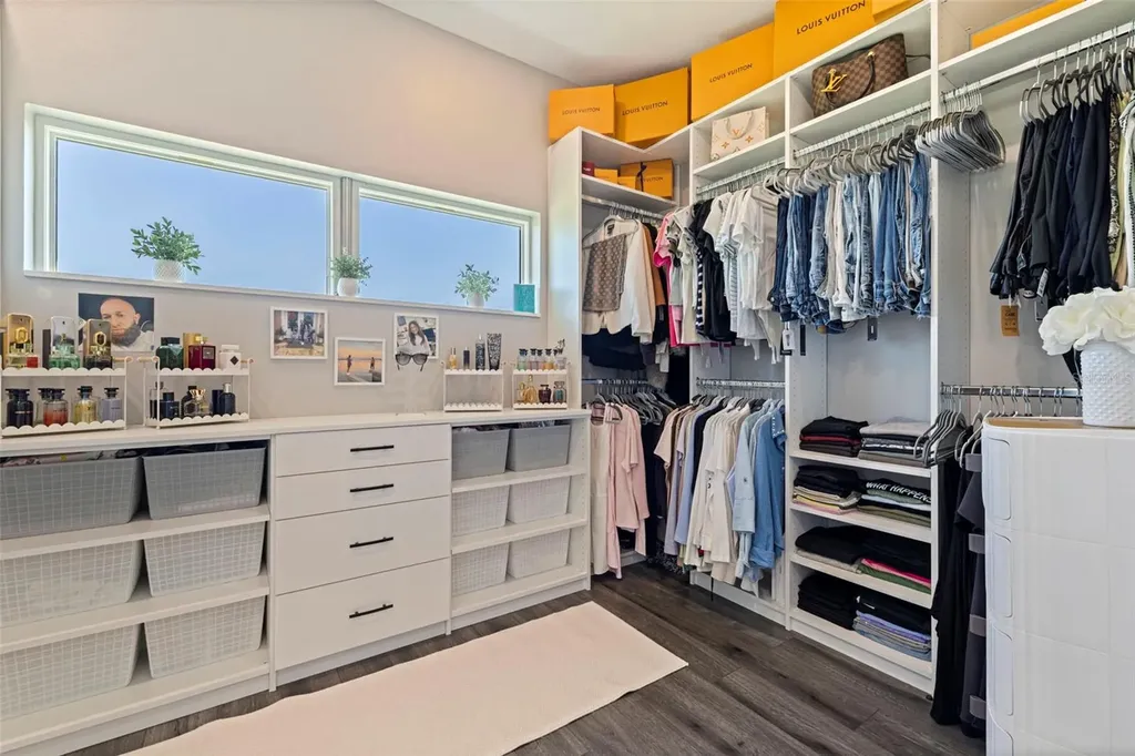 6062 Bayou Grande Boulevard NE St Petersburg FL 33703