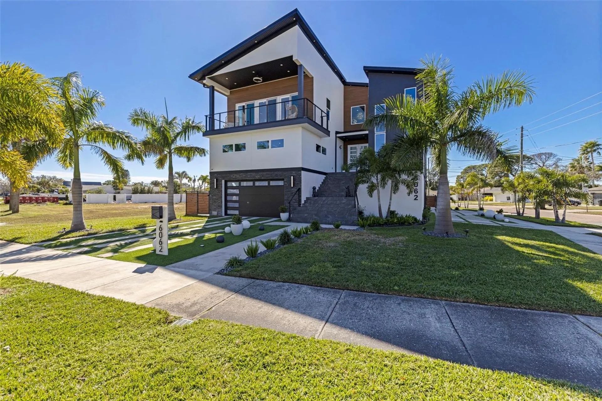 6062 Bayou Grande Boulevard NE St Petersburg FL 33703