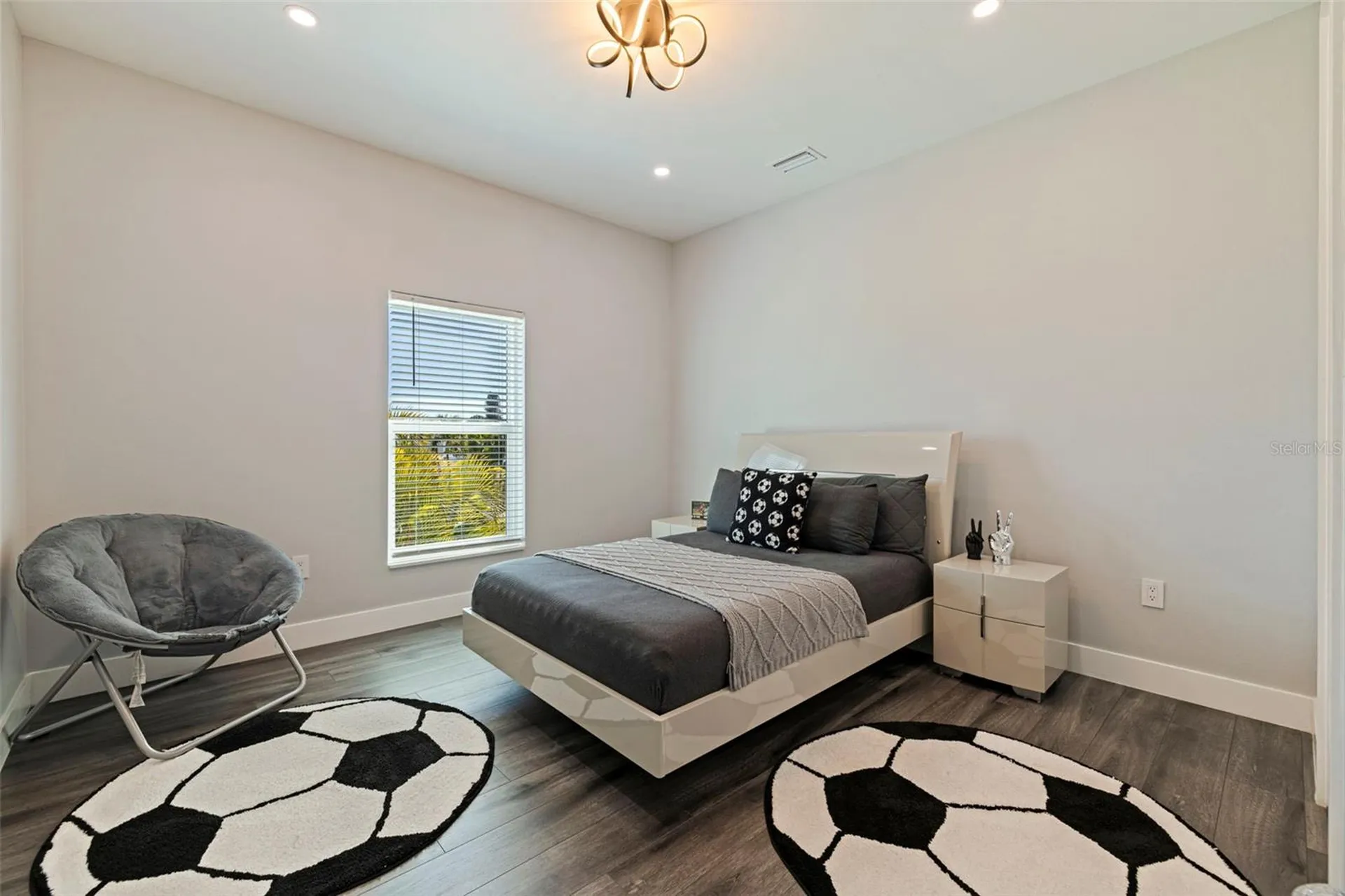 6062 Bayou Grande Boulevard NE St Petersburg FL 33703