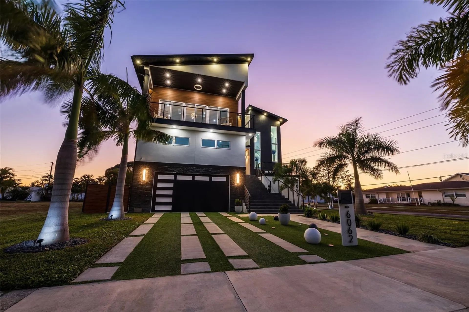 6062 Bayou Grande Boulevard NE St Petersburg FL 33703