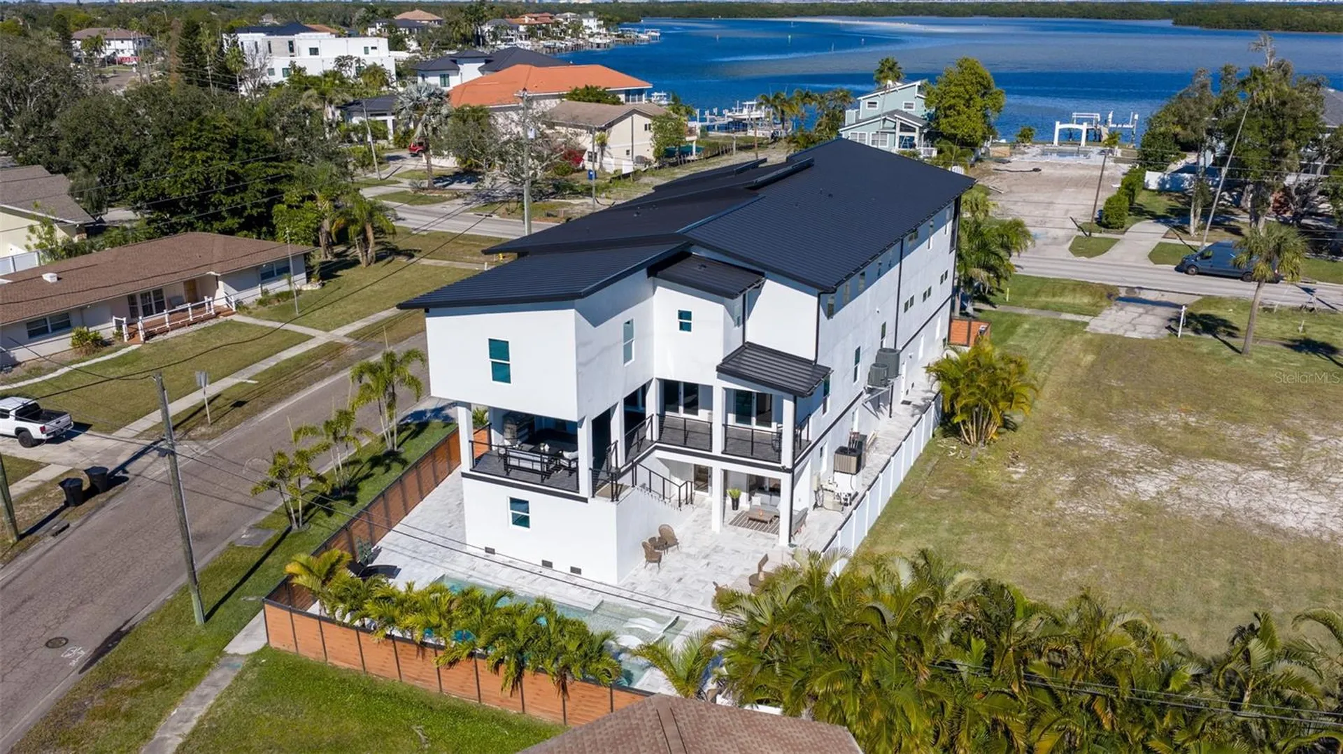 6062 Bayou Grande Boulevard NE St Petersburg FL 33703