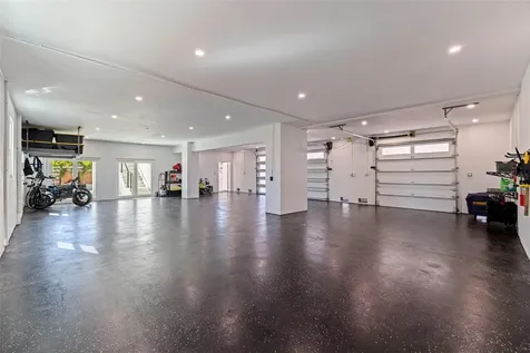 6062 Bayou Grande Boulevard NE St Petersburg FL 33703