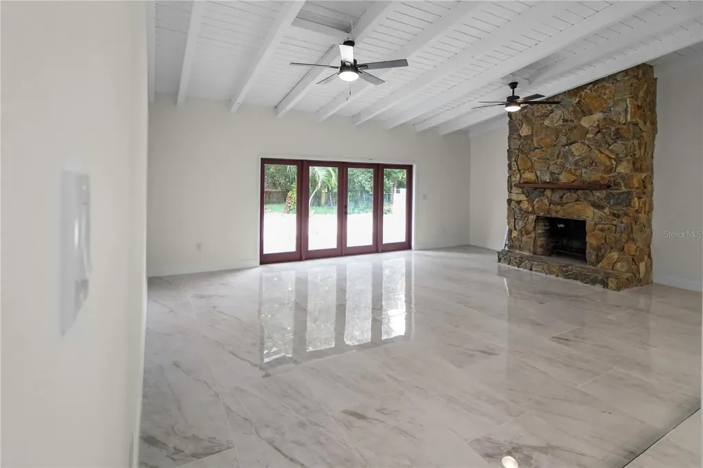 2524 Blue Lake Court Apopka FL 32703