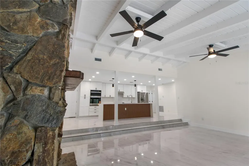 2524 Blue Lake Court Apopka FL 32703