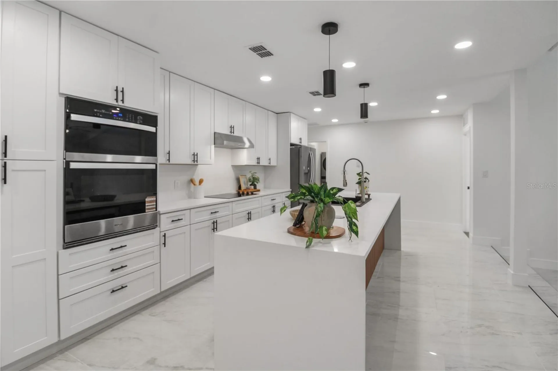 2524 Blue Lake Court Apopka FL 32703
