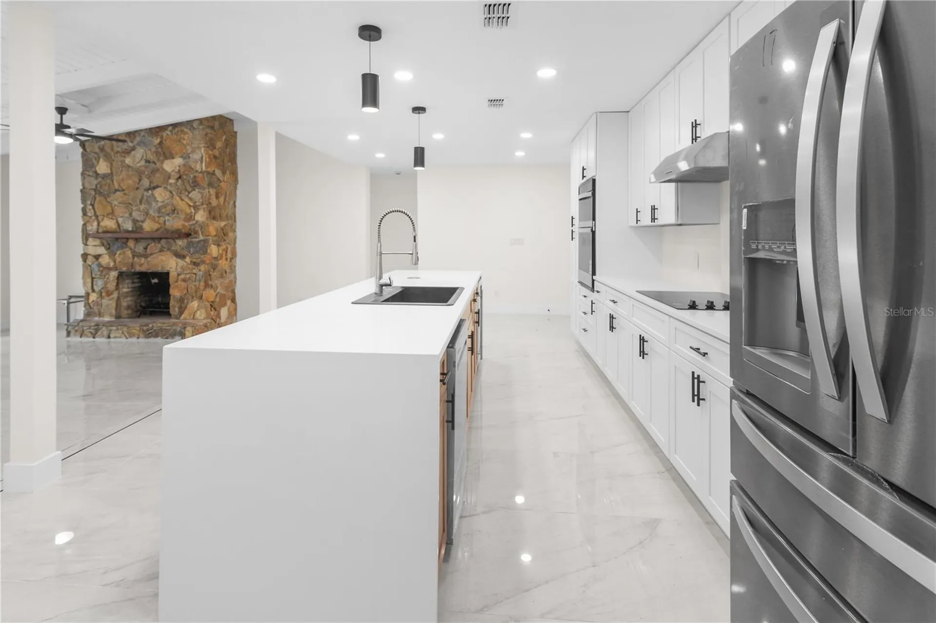 2524 Blue Lake Court Apopka FL 32703