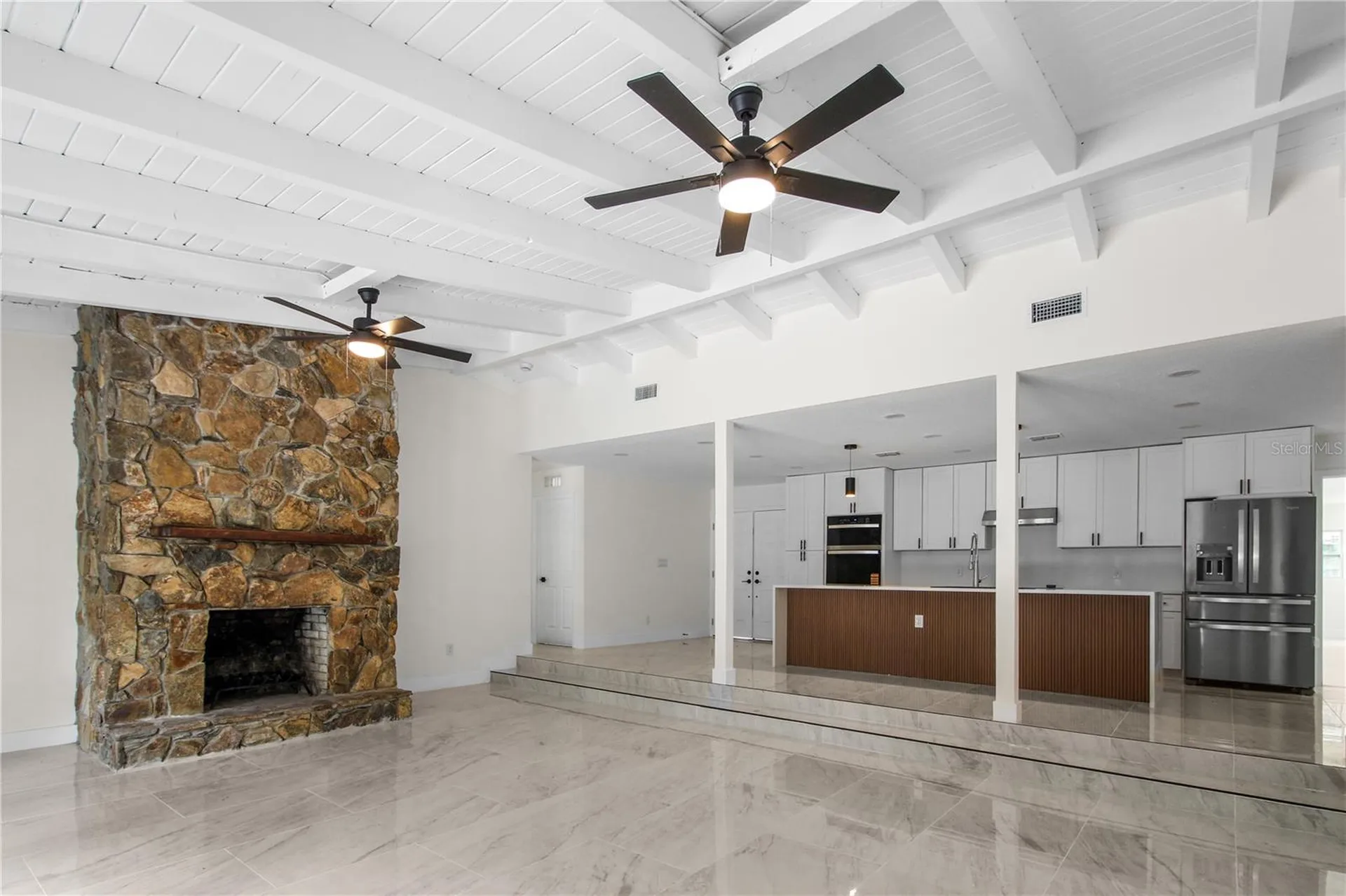 2524 Blue Lake Court Apopka FL 32703