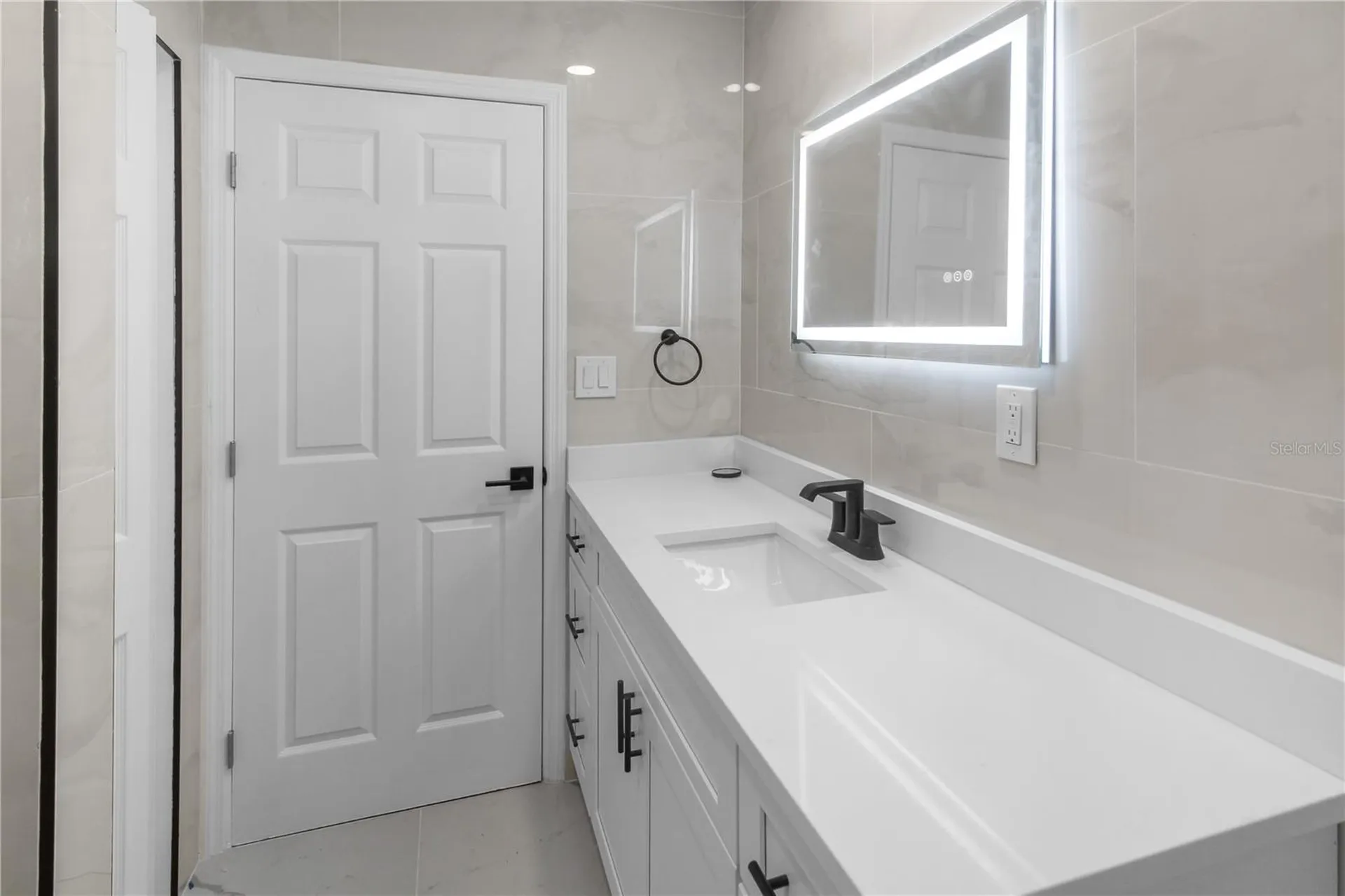 2524 Blue Lake Court Apopka FL 32703