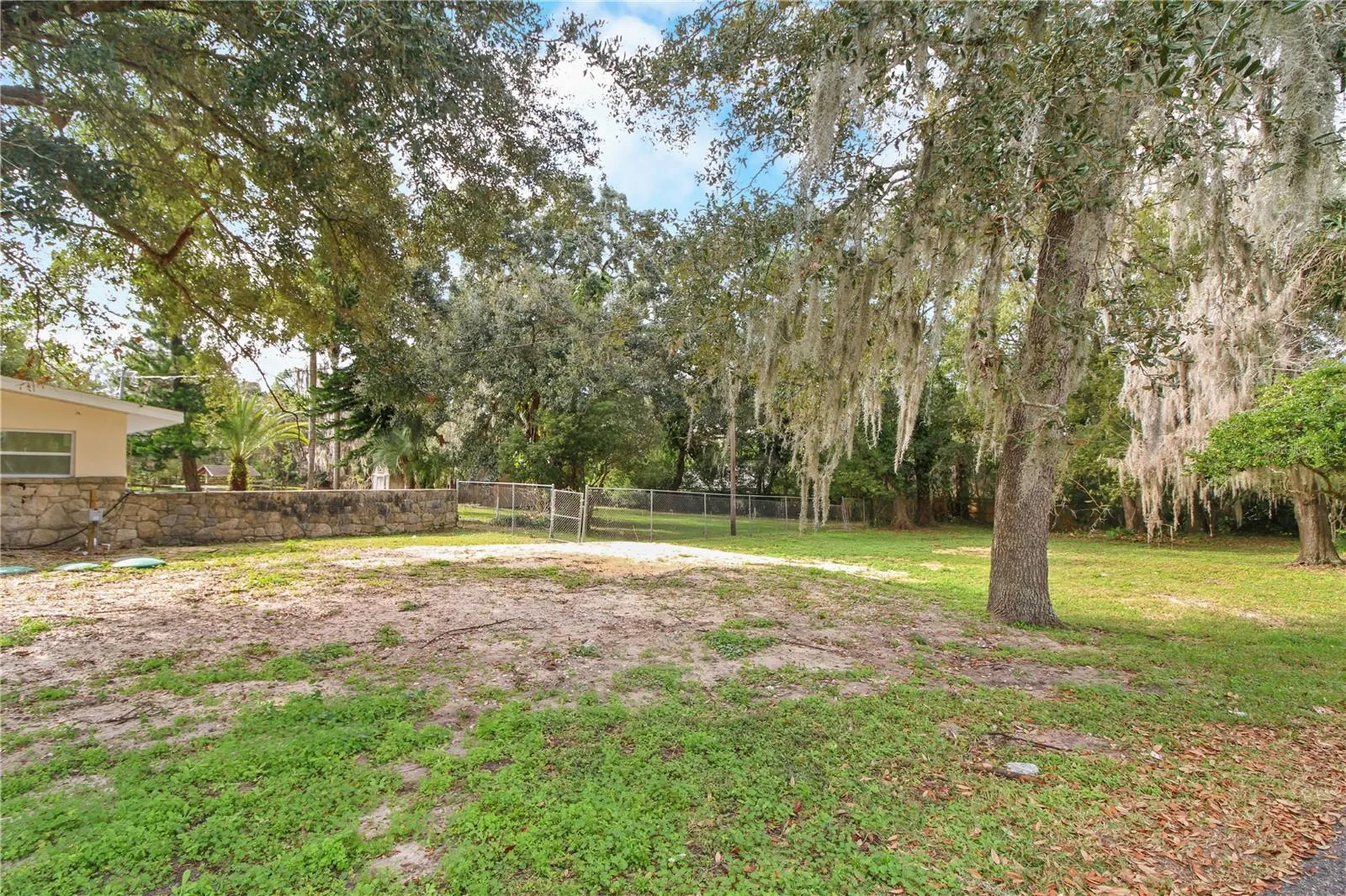 2524 Blue Lake Court Apopka FL 32703