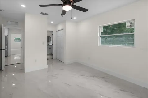 2524 Blue Lake Court Apopka FL 32703