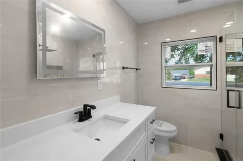 2524 Blue Lake Court Apopka FL 32703