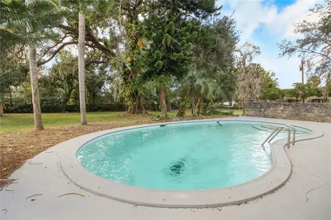 2524 Blue Lake Court Apopka FL 32703