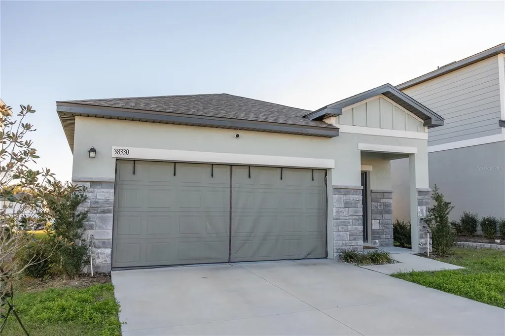 38330 Honeysuckle Drive Dade City FL 33525