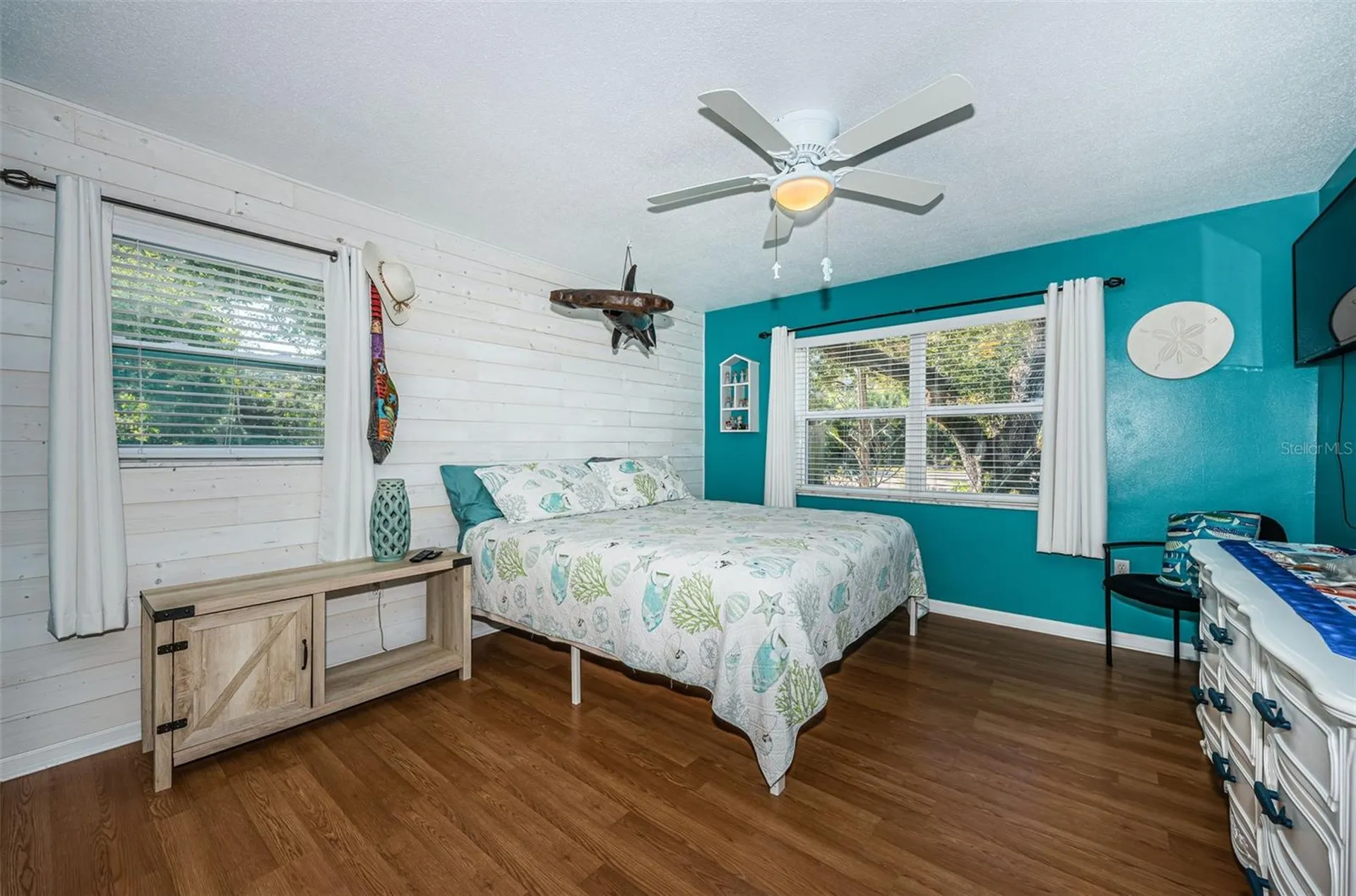 2015 Park Street N St Petersburg FL 33710