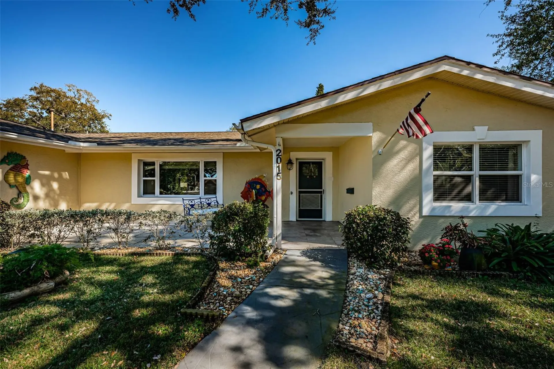 2015 Park Street N St Petersburg FL 33710
