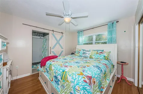 2015 Park Street N St Petersburg FL 33710